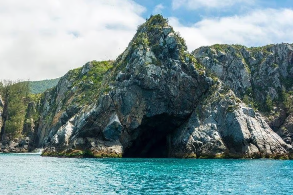 Qual é o Melhor Passeio de Arraial do Cabo? Descubra